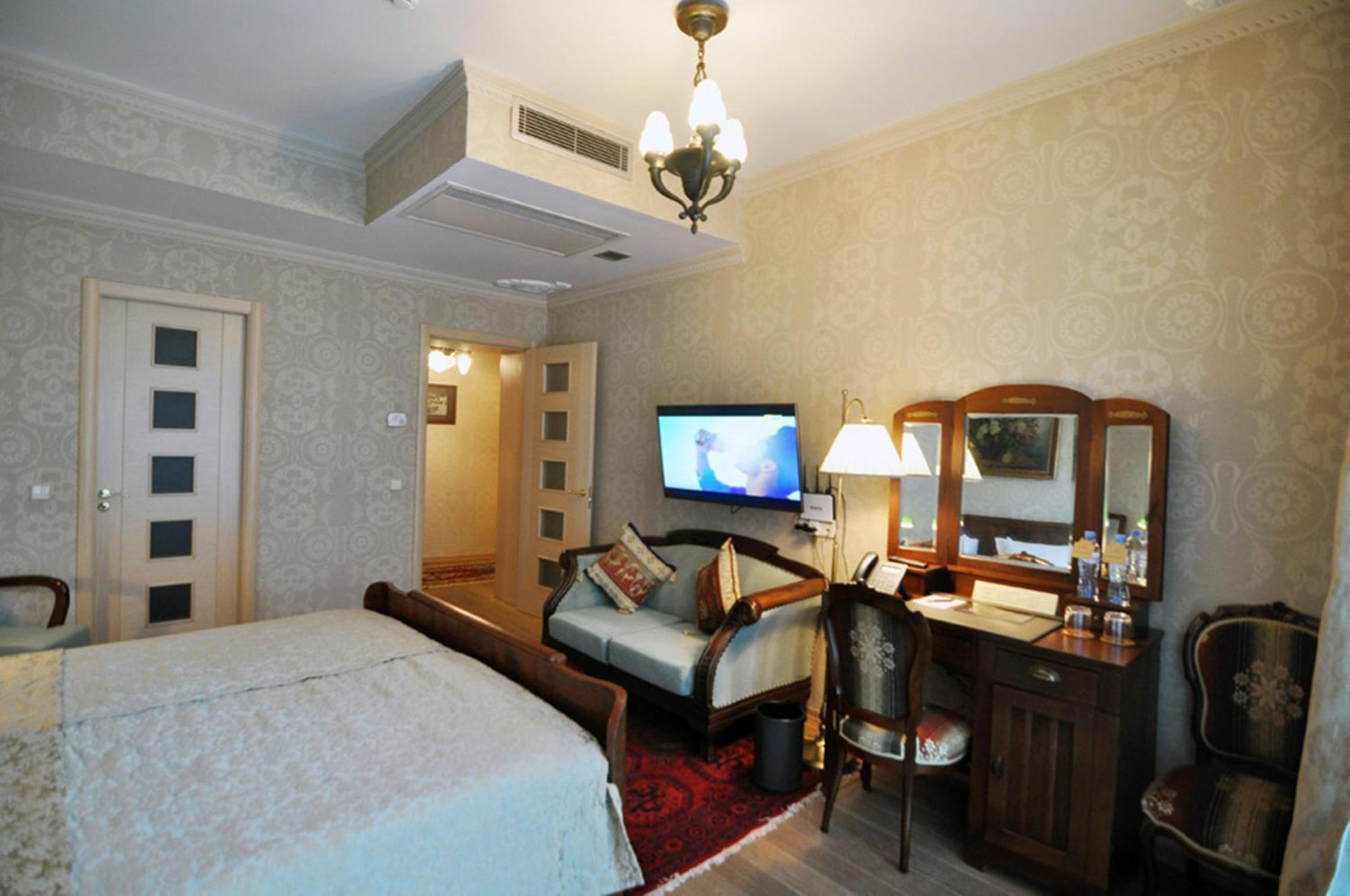 فندق Vinotel البوتيكي تبليسي الغرفة الصورة
