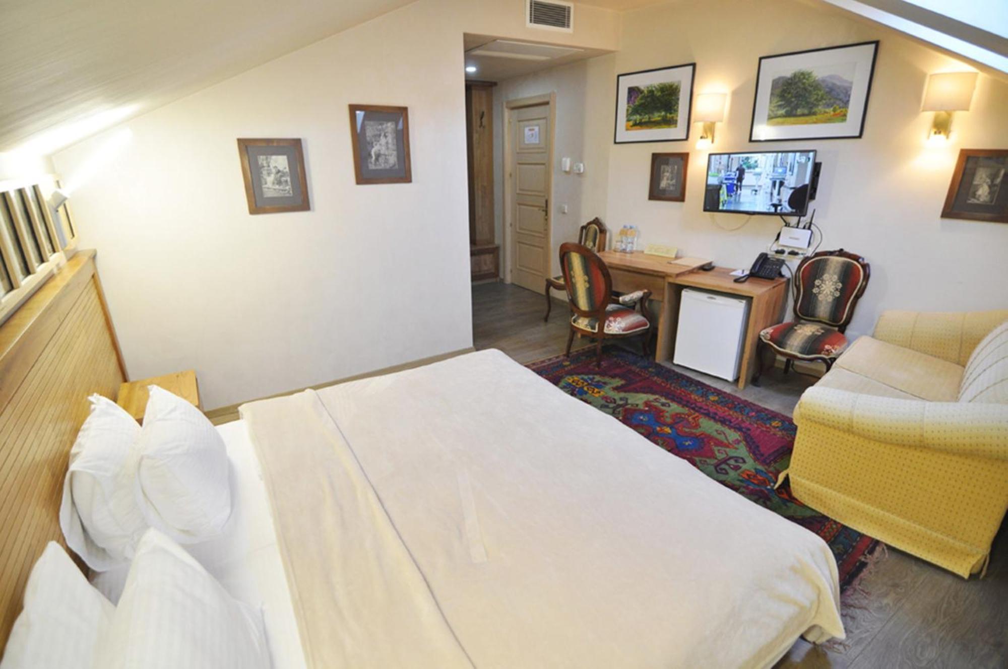 فندق Vinotel البوتيكي تبليسي الغرفة الصورة