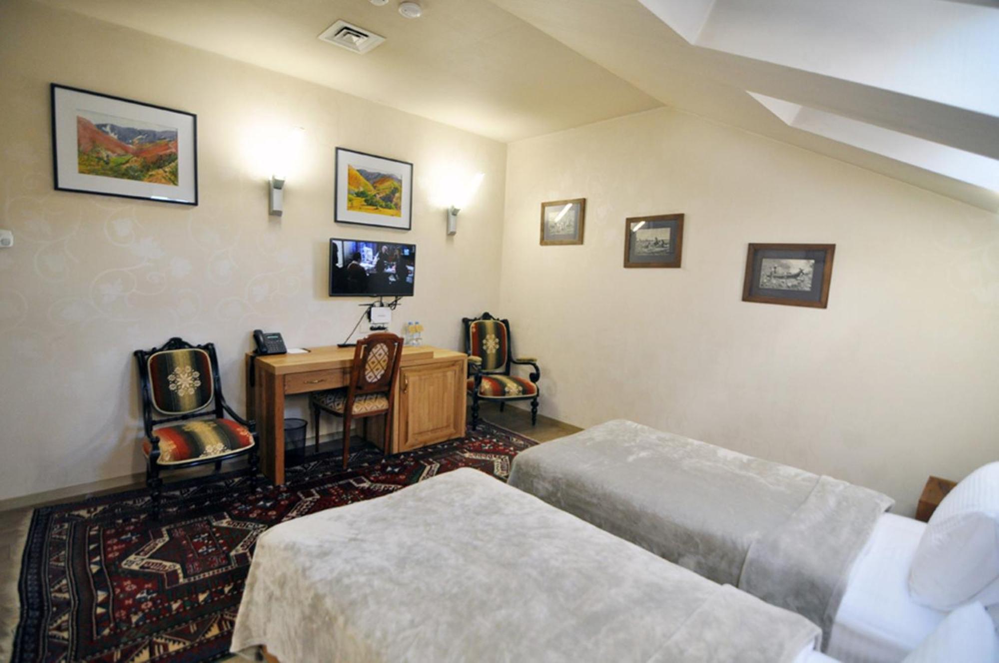 فندق Vinotel البوتيكي تبليسي الغرفة الصورة